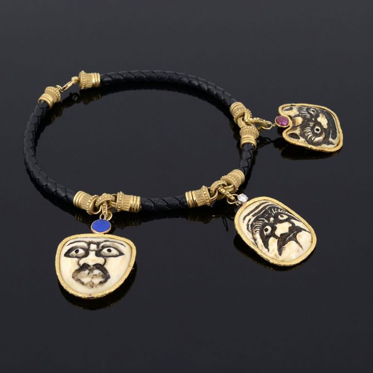 18k gold gemstones necklace