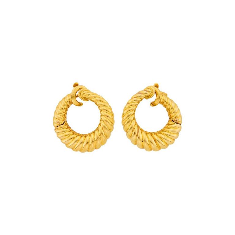 18k gold hoop earrings