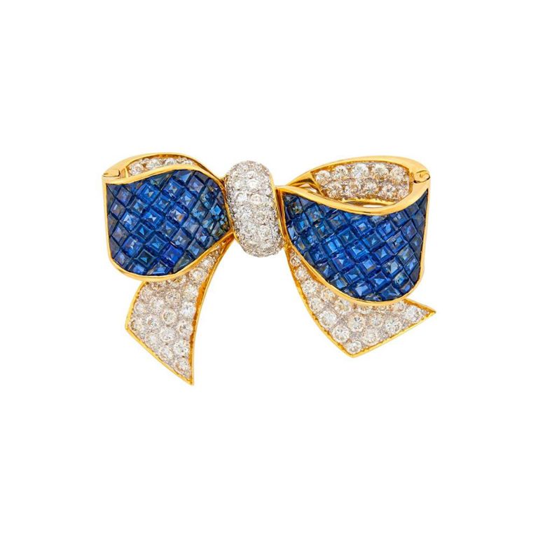 18k two-tone gold sapphire diamond brooch