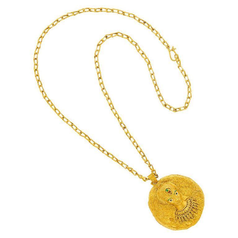 18k gold enamel pharaoh pendant necklace