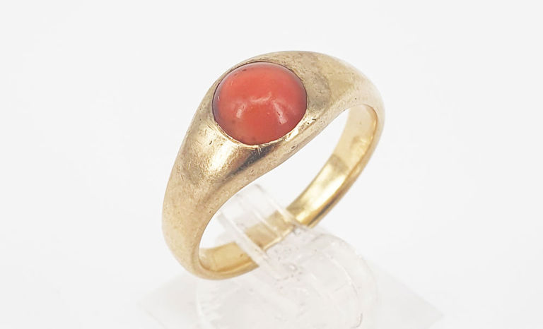 18k yellow gold carnelian ring