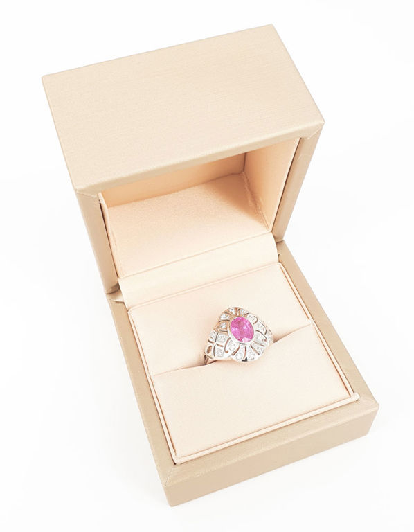 14k white gold diamond ruby ring