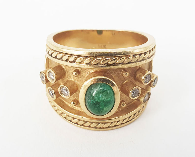 18k gold emerald diamond ring