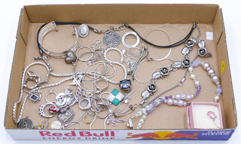 Sterling silver modern jewelry box