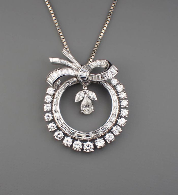 Platinum diamond pendant brooch with chain