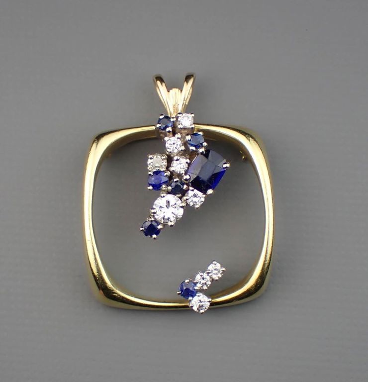 18k gold sapphire diamond pendant brooch