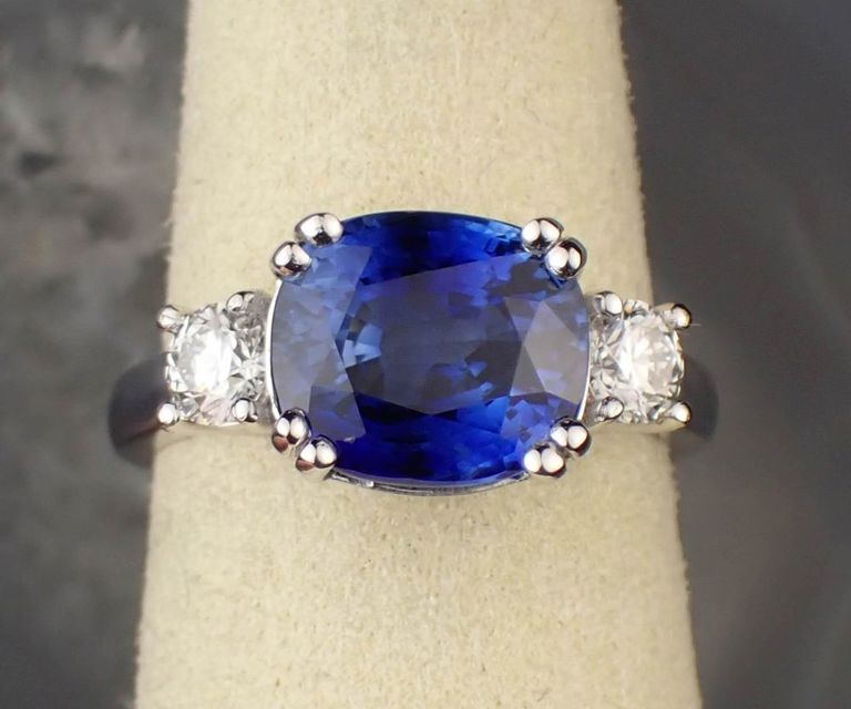 Platinum sapphire and diamond ring