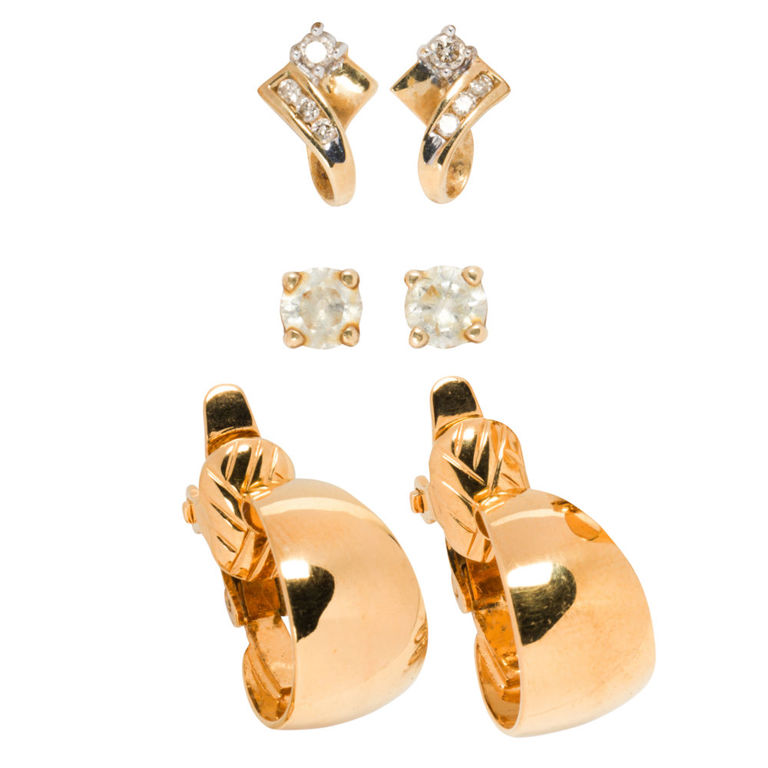 Diamond and gold earrings