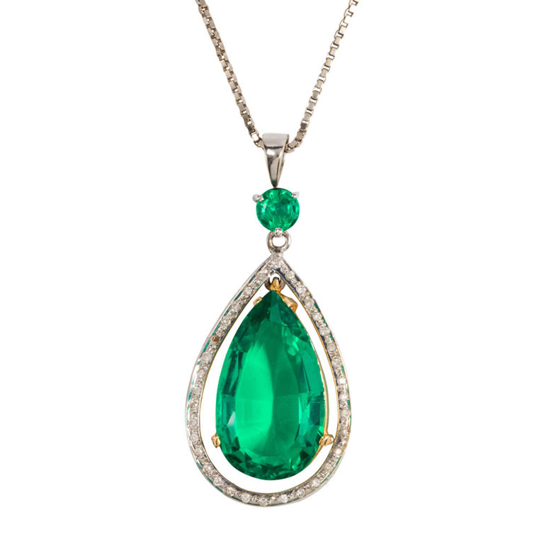 18k gold link emerald pendant necklace