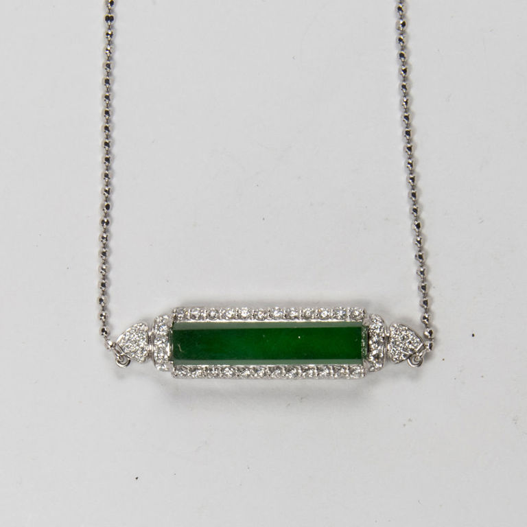 18k white gold jadeite pendant necklace