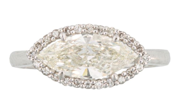 18k white gold diamond ring
