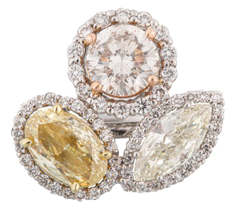 18k white gold three diamond ring