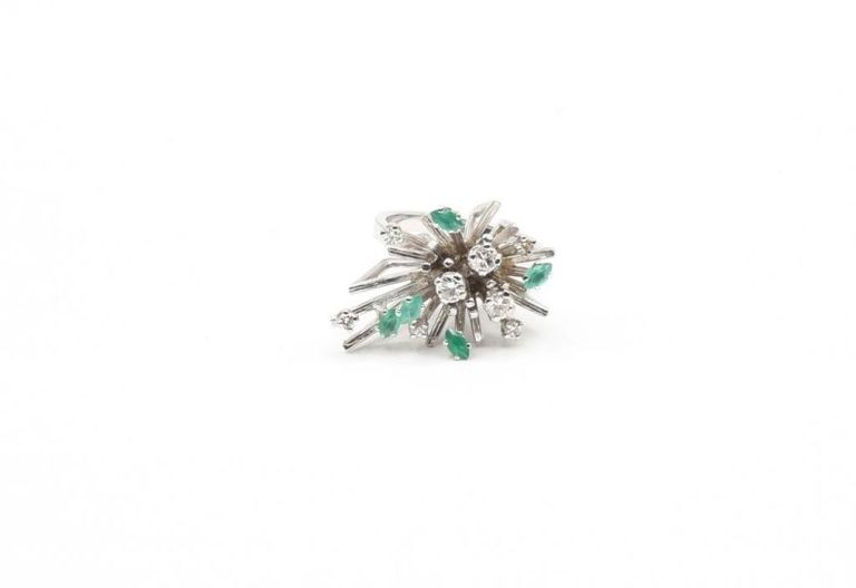 14k white gold emerald diamond ring