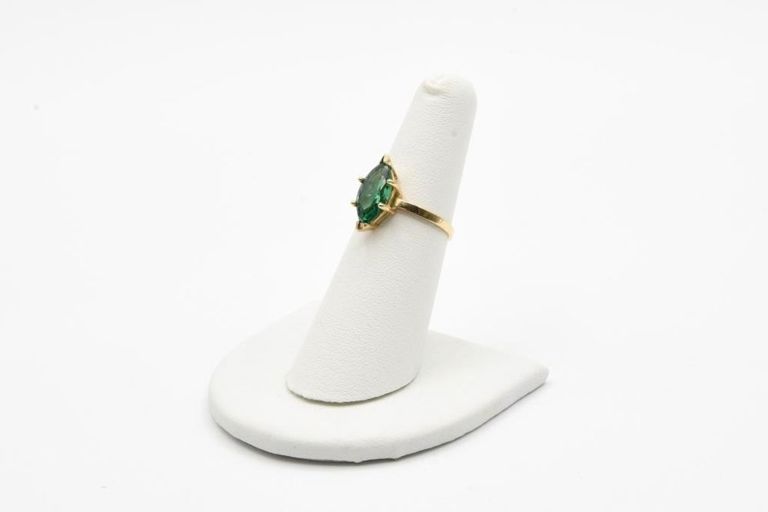 14k gold emerald ring