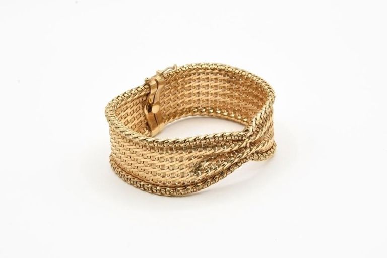 14k gold bracelet