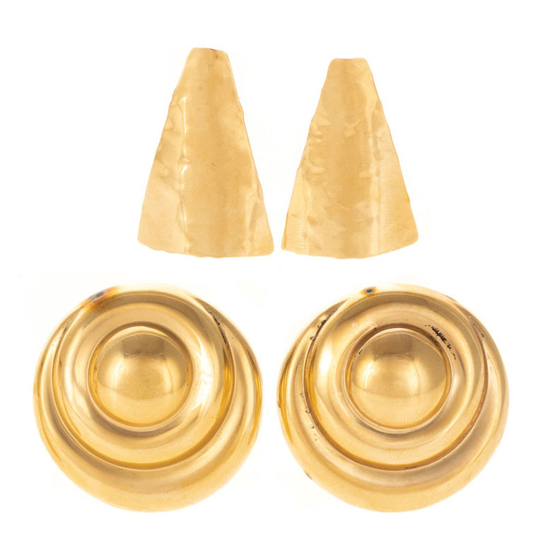Two pairs of 14k yellow gold earrings