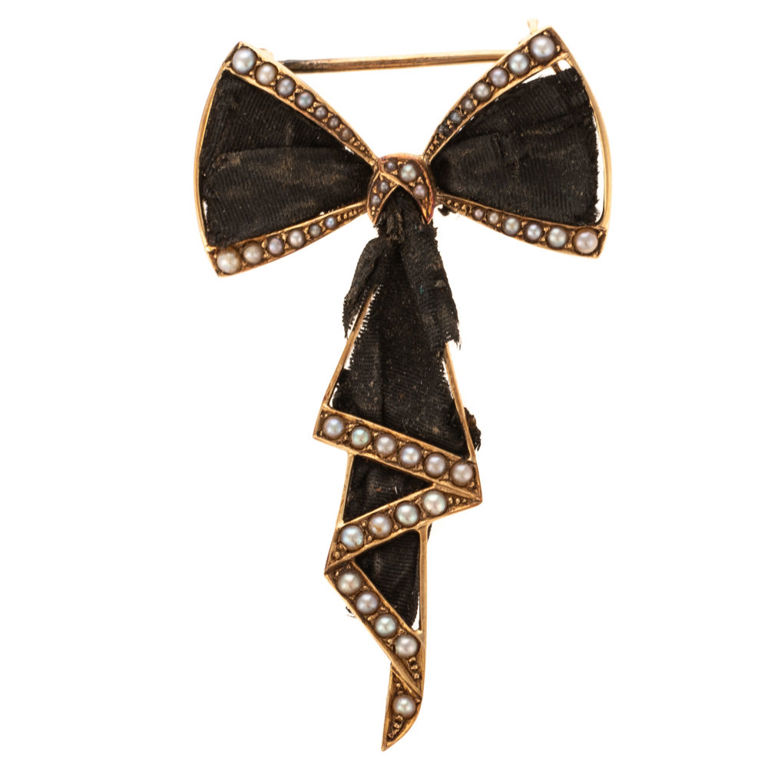 10k yellow gold pearl mourning bow brooch