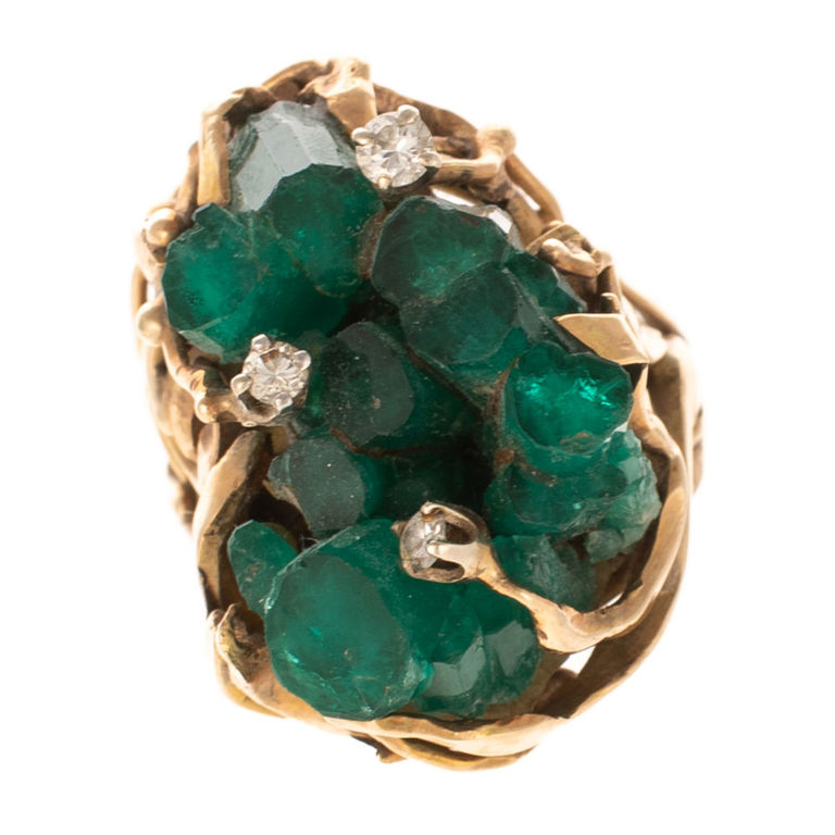 14k yellow gold emerald and diamond ring