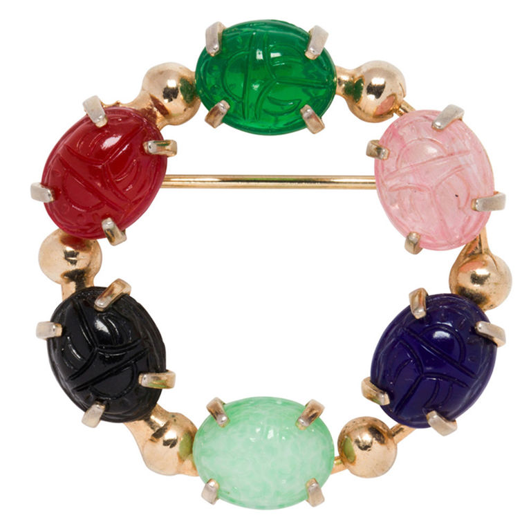 10k gold hardstone scarab brooch