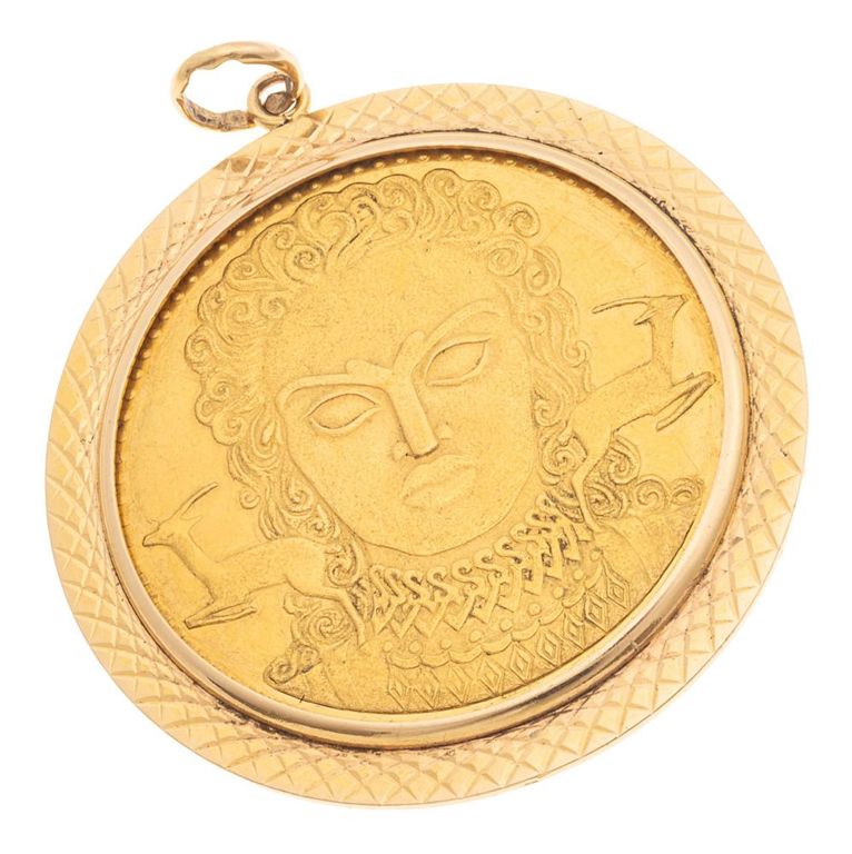 22k gold coin pendant