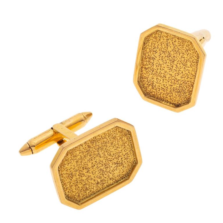 18k yellow gold cufflinks