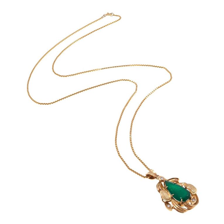 18k gold emerald diamond necklace