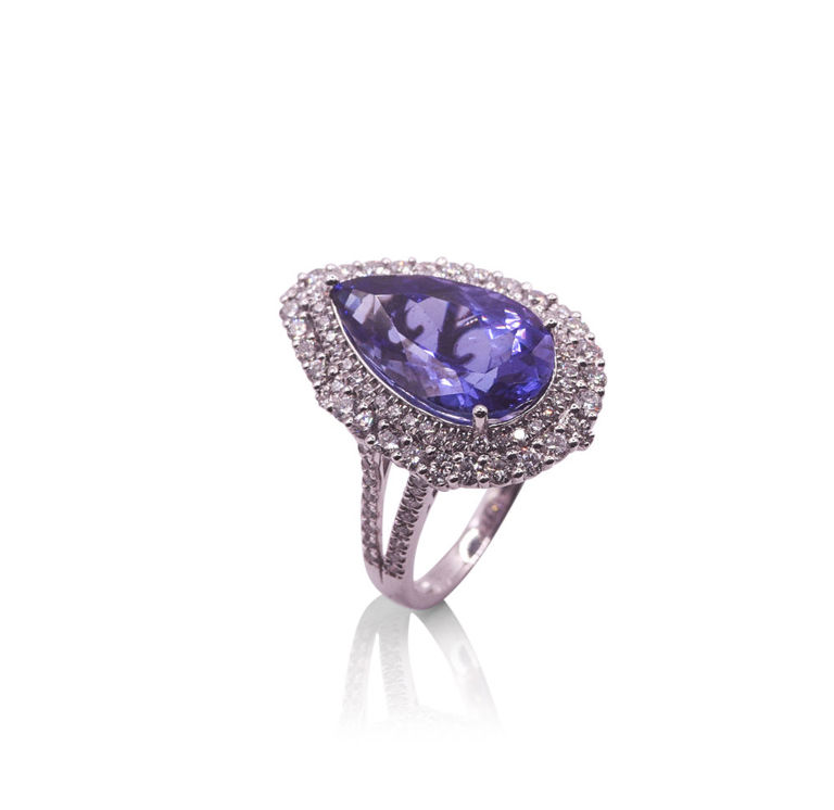 Platinum tanzanite and diamond ring