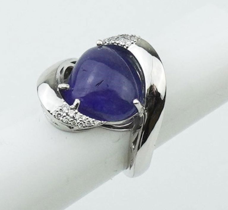 Platinum diamond and tanzanite ring