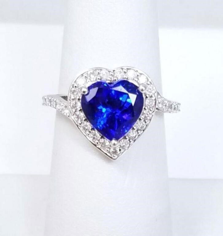 Platinum tanzanite and diamond ring