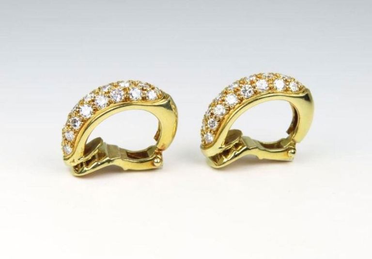 18k yellow gold diamond earrings