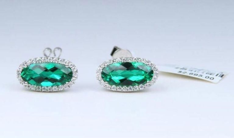 14k white gold emerald and diamond earrings