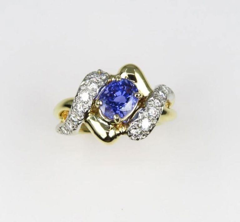 14k yellow gold sapphire and diamond ring