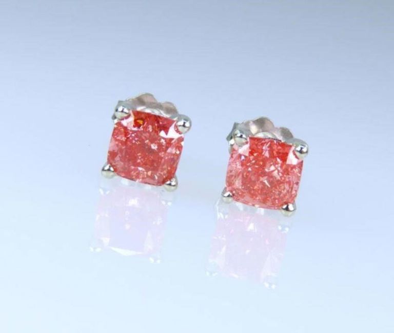 14k white gold lab diamond stud earrings