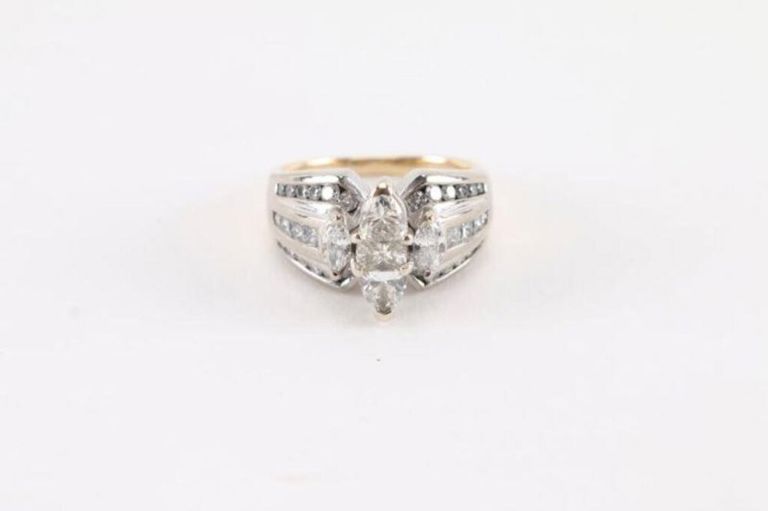 14k two-tone gold diamond wedding ring