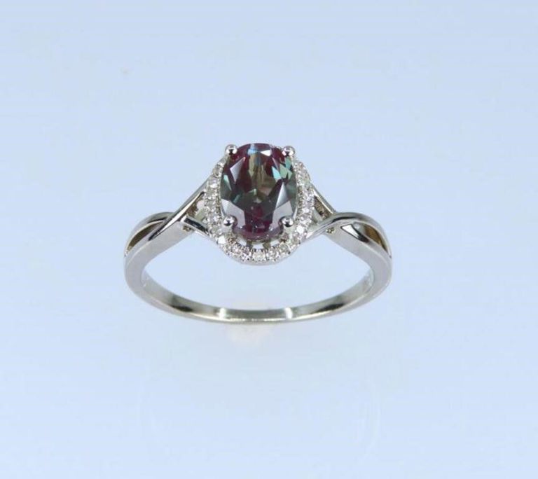 14k white gold alexandrite and diamond ring