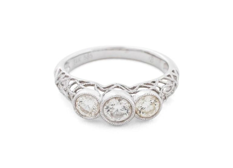 14k white gold diamond ring