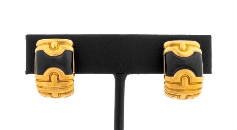 18k yellow gold clip onyx earrings