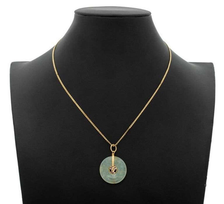 14k yellow gold jade pendant necklace