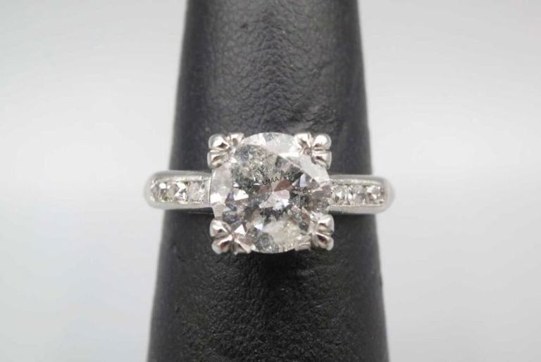Platinum diamond ring