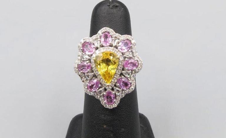 18k white gold diamond and sapphire ring