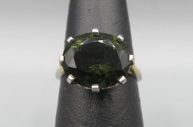 Platinum and 14k yellow gold tourmaline ring