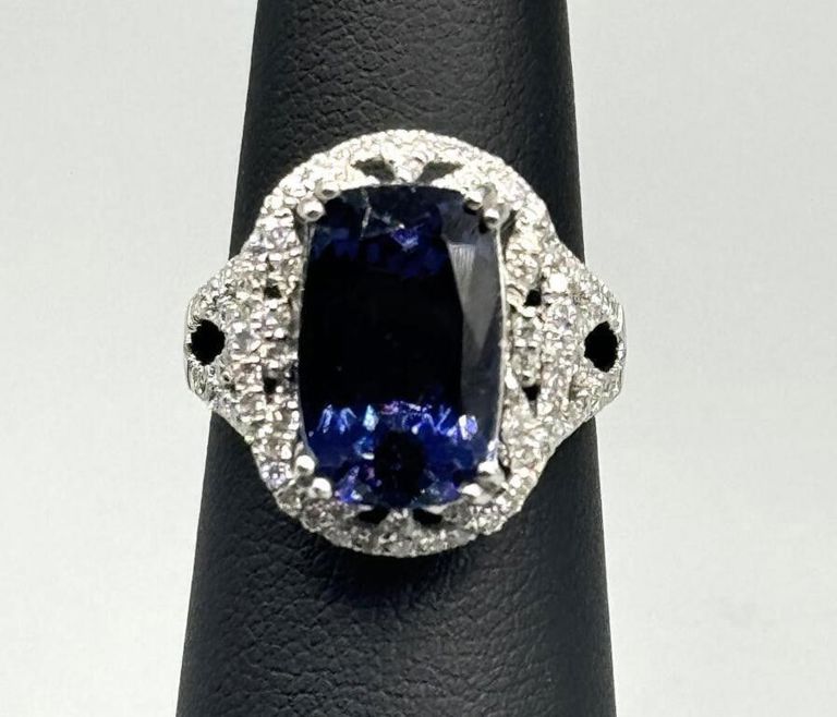 Platinum tanzanite and diamond ring