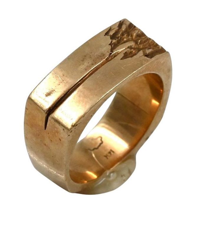 14k yellow gold ring