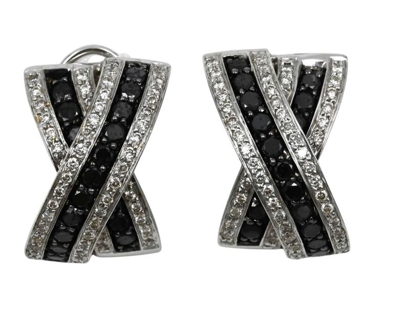 18k white gold diamond earrings