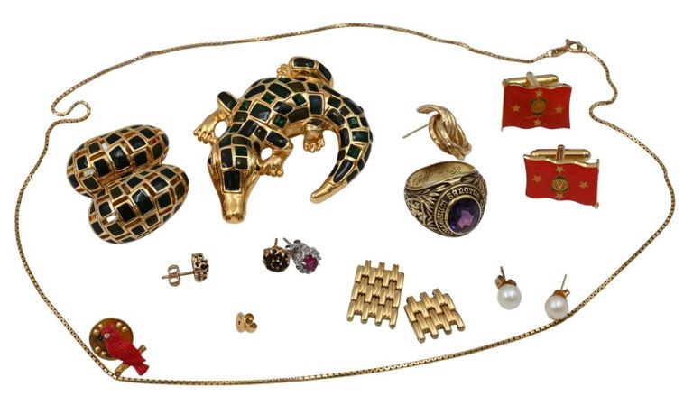 Set of gold and costume jewelry