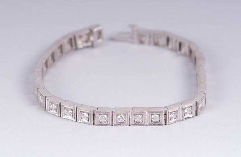 18k white gold diamond bracelet