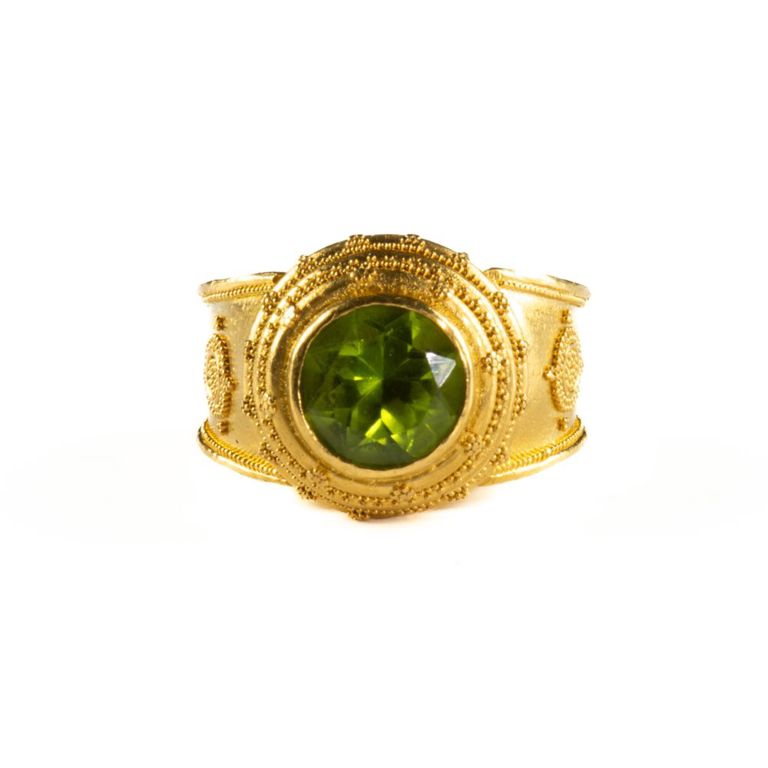 22k gold peridot ring