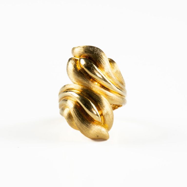 18k yellow gold ring