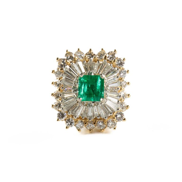 Platinum 18k gold emerald ring