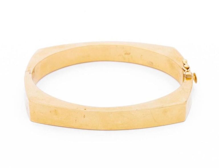 14k yellow gold bangle bracelet